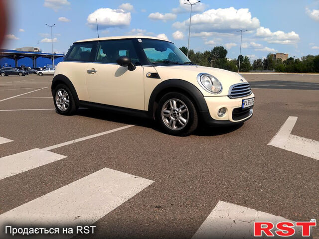 Белый Мини Hatch, объемом двигателя 1.6 л и пробегом 221 тыс. км за 6300 $, фото 7 на Automoto.ua