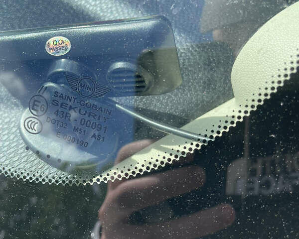 Білий Міні Hatch, об'ємом двигуна 1.6 л та пробігом 109 тис. км за 7600 $, фото 27 на Automoto.ua