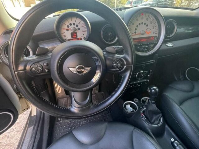 Білий Міні Hatch, об'ємом двигуна 1.6 л та пробігом 178 тис. км за 8700 $, фото 24 на Automoto.ua