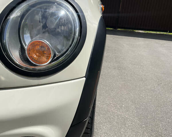 Білий Міні Hatch, об'ємом двигуна 1.6 л та пробігом 109 тис. км за 7600 $, фото 4 на Automoto.ua