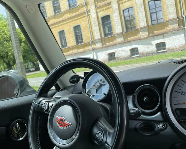 Білий Міні Hatch, об'ємом двигуна 1.6 л та пробігом 109 тис. км за 7600 $, фото 21 на Automoto.ua