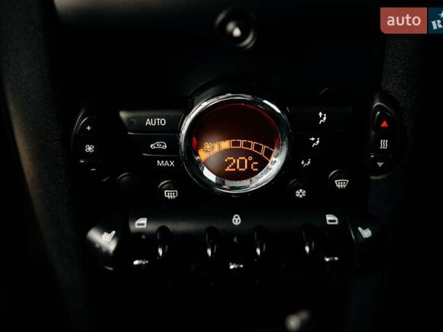 Белый Мини Hatch, объемом двигателя 1.6 л и пробегом 243 тыс. км за 6500 $, фото 34 на Automoto.ua