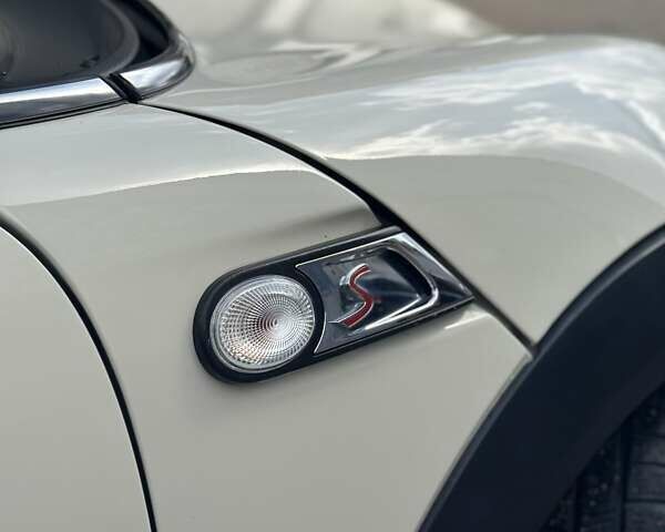 Белый Мини Hatch, объемом двигателя 1.6 л и пробегом 152 тыс. км за 8200 $, фото 9 на Automoto.ua