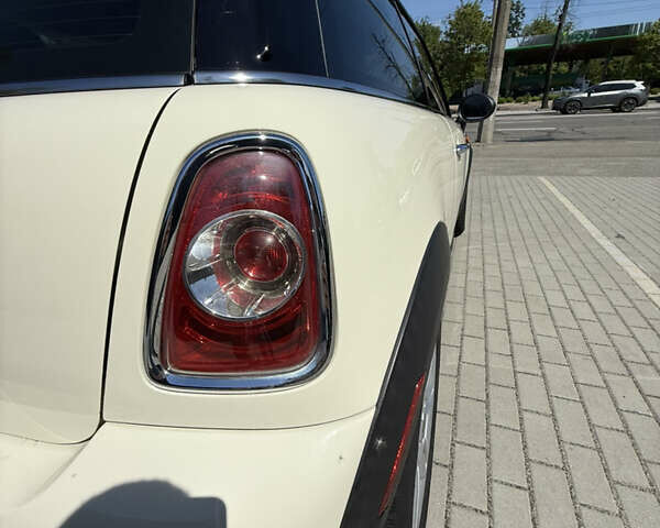 Белый Мини Hatch, объемом двигателя 1.6 л и пробегом 133 тыс. км за 8000 $, фото 14 на Automoto.ua