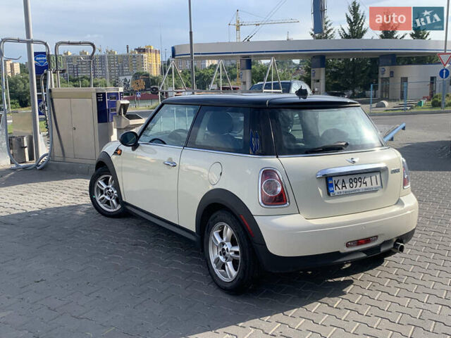 Білий Міні Hatch, об'ємом двигуна 1.6 л та пробігом 115 тис. км за 6900 $, фото 5 на Automoto.ua
