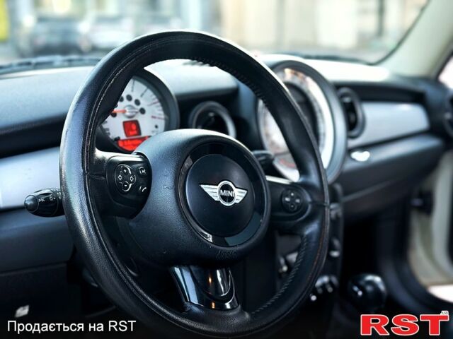 Білий Міні Hatch, об'ємом двигуна 1.6 л та пробігом 219 тис. км за 8000 $, фото 9 на Automoto.ua