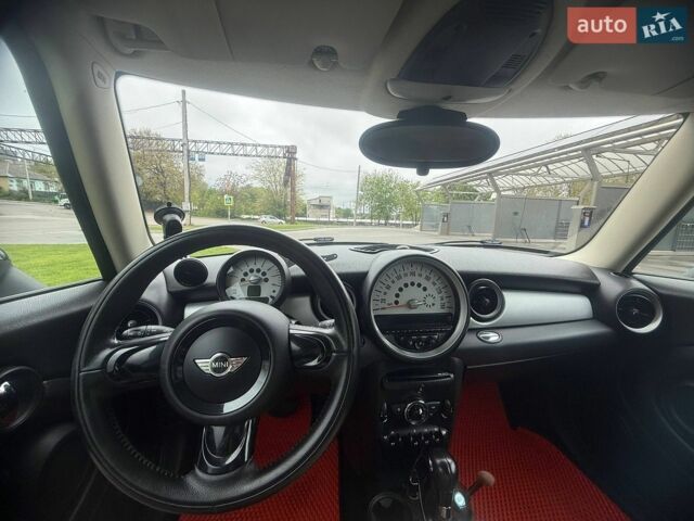 Белый Мини Hatch, объемом двигателя 1.6 л и пробегом 136 тыс. км за 7999 $, фото 8 на Automoto.ua