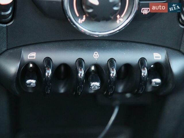 Білий Міні Hatch, об'ємом двигуна 1.6 л та пробігом 137 тис. км за 7999 $, фото 20 на Automoto.ua