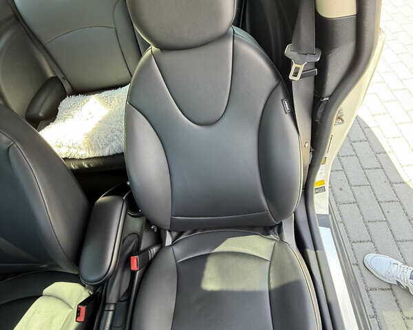 Белый Мини Hatch, объемом двигателя 1.6 л и пробегом 133 тыс. км за 8000 $, фото 21 на Automoto.ua