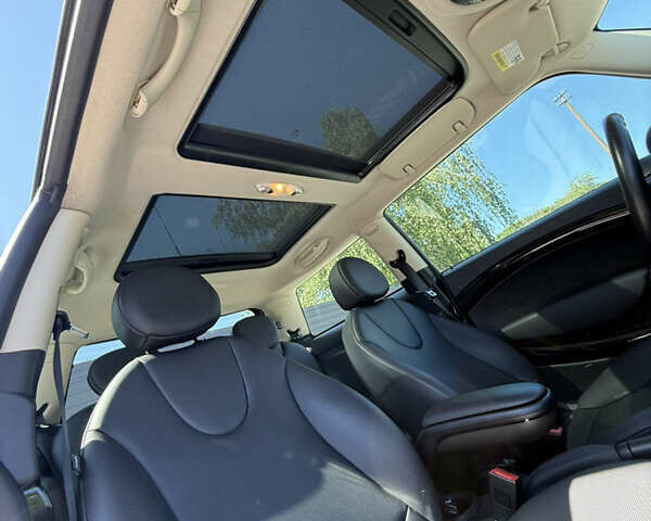 Белый Мини Hatch, объемом двигателя 1.6 л и пробегом 133 тыс. км за 8000 $, фото 26 на Automoto.ua