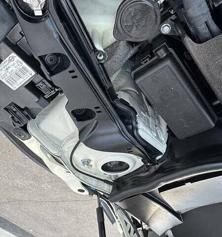 Белый Мини Hatch, объемом двигателя 1.6 л и пробегом 173 тыс. км за 5500 $, фото 12 на Automoto.ua