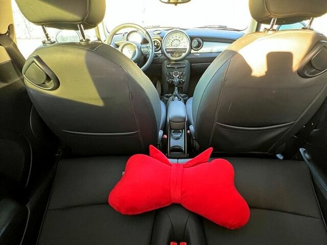 Белый Мини Hatch, объемом двигателя 1.6 л и пробегом 189 тыс. км за 8000 $, фото 11 на Automoto.ua