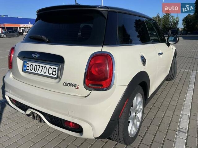 Білий Міні Hatch, об'ємом двигуна 2 л та пробігом 171 тис. км за 10800 $, фото 7 на Automoto.ua