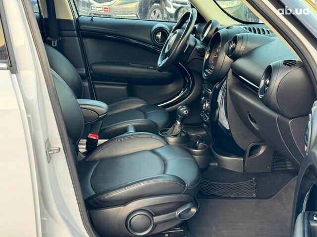 Білий Міні Hatch, об'ємом двигуна 1.6 л та пробігом 159 тис. км за 10990 $, фото 21 на Automoto.ua