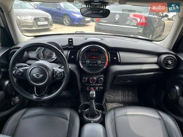 Белый Мини Hatch, объемом двигателя 1.5 л и пробегом 138 тыс. км за 9190 $, фото 12 на Automoto.ua