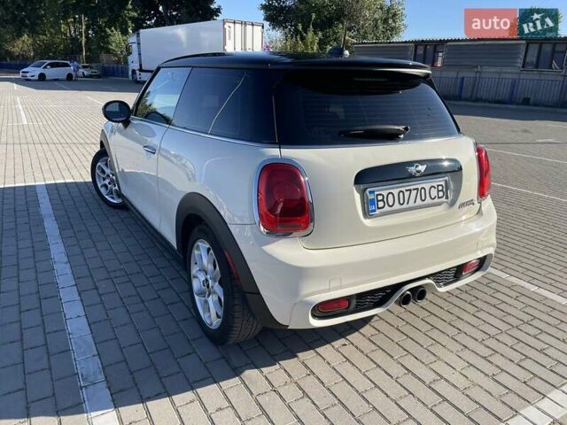 Білий Міні Hatch, об'ємом двигуна 2 л та пробігом 171 тис. км за 10800 $, фото 5 на Automoto.ua