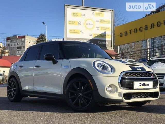 Білий Міні Hatch, об'ємом двигуна 2 л та пробігом 98 тис. км за 12850 $, фото 3 на Automoto.ua