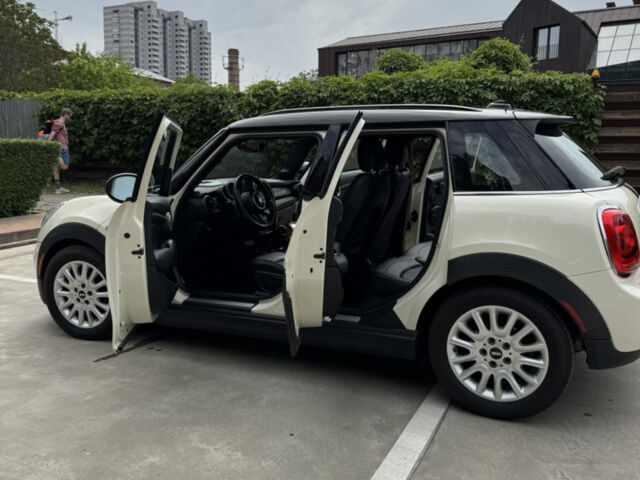 Белый Мини Hatch, объемом двигателя 1.5 л и пробегом 108 тыс. км за 12800 $, фото 10 на Automoto.ua
