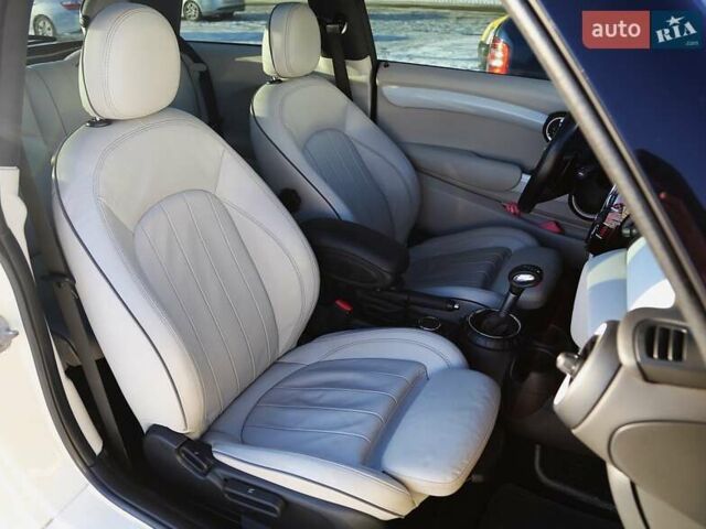 Білий Міні Hatch, об'ємом двигуна 2 л та пробігом 83 тис. км за 22000 $, фото 11 на Automoto.ua