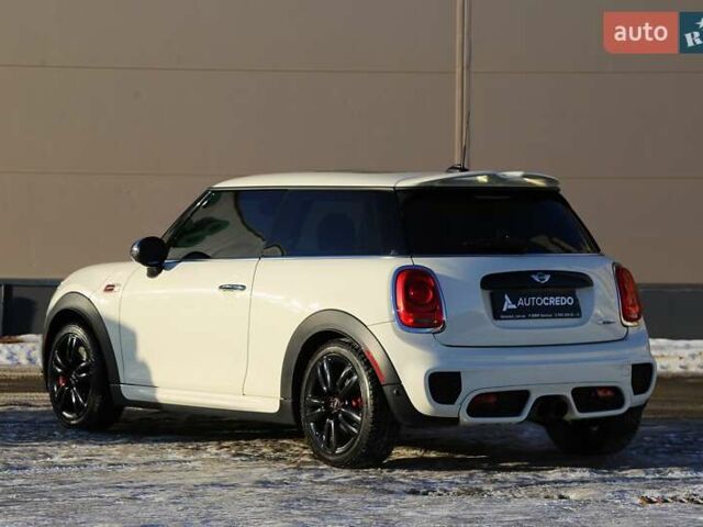 Білий Міні Hatch, об'ємом двигуна 2 л та пробігом 83 тис. км за 22000 $, фото 4 на Automoto.ua