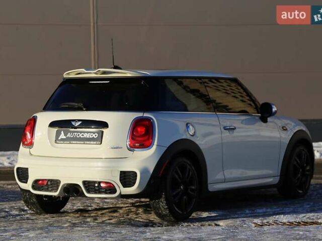 Білий Міні Hatch, об'ємом двигуна 2 л та пробігом 83 тис. км за 22000 $, фото 6 на Automoto.ua