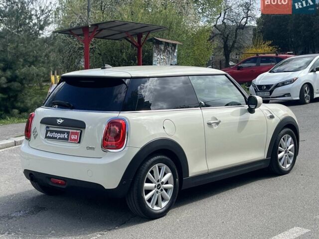 Білий Міні Hatch, об'ємом двигуна 1.5 л та пробігом 58 тис. км за 13890 $, фото 12 на Automoto.ua