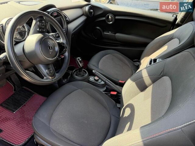 Білий Міні Hatch, об'ємом двигуна 1.5 л та пробігом 58 тис. км за 13540 $, фото 14 на Automoto.ua