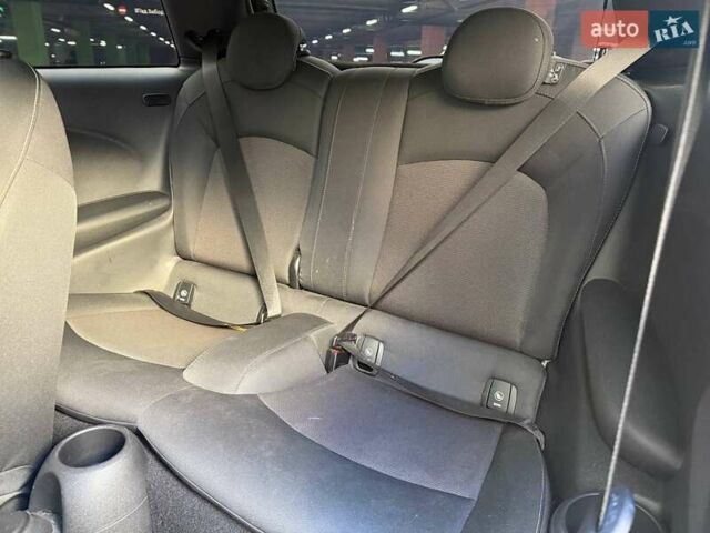 Білий Міні Hatch, об'ємом двигуна 1.5 л та пробігом 57 тис. км за 17490 $, фото 7 на Automoto.ua