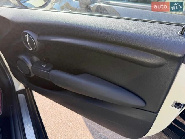 Білий Міні Hatch, об'ємом двигуна 1.5 л та пробігом 58 тис. км за 13540 $, фото 20 на Automoto.ua