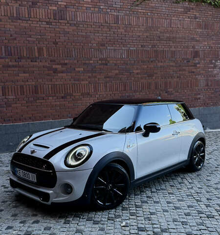 Білий Міні Hatch, об'ємом двигуна 2 л та пробігом 20 тис. км за 31000 $, фото 1 на Automoto.ua