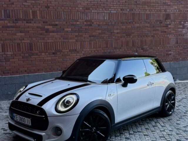Білий Міні Hatch, об'ємом двигуна 2 л та пробігом 28 тис. км за 29500 $, фото 2 на Automoto.ua