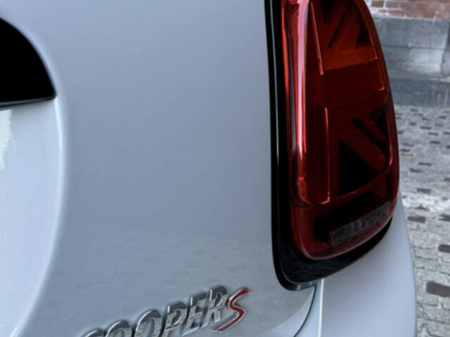 Білий Міні Hatch, об'ємом двигуна 2 л та пробігом 29 тис. км за 29500 $, фото 9 на Automoto.ua