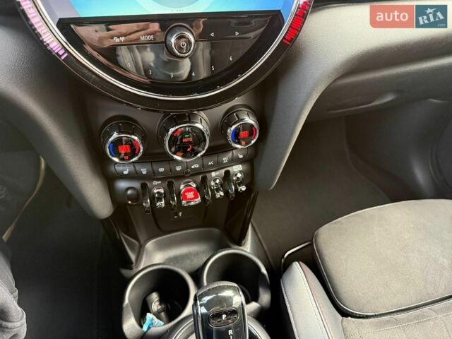 Белый Мини Hatch, объемом двигателя 2 л и пробегом 28 тыс. км за 36000 $, фото 23 на Automoto.ua