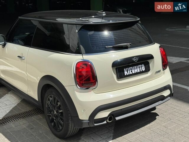 Белый Мини Hatch, объемом двигателя 1.5 л и пробегом 35 тыс. км за 26500 $, фото 15 на Automoto.ua