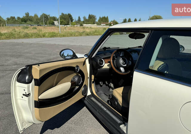Бежевый Мини Hatch, объемом двигателя 1.4 л и пробегом 204 тыс. км за 5800 $, фото 17 на Automoto.ua