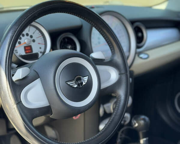 Бежевий Міні Hatch, об'ємом двигуна 1.4 л та пробігом 116 тис. км за 7200 $, фото 8 на Automoto.ua