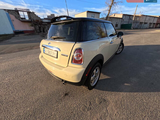 Бежевый Мини Hatch, объемом двигателя 1.6 л и пробегом 215 тыс. км за 7000 $, фото 5 на Automoto.ua