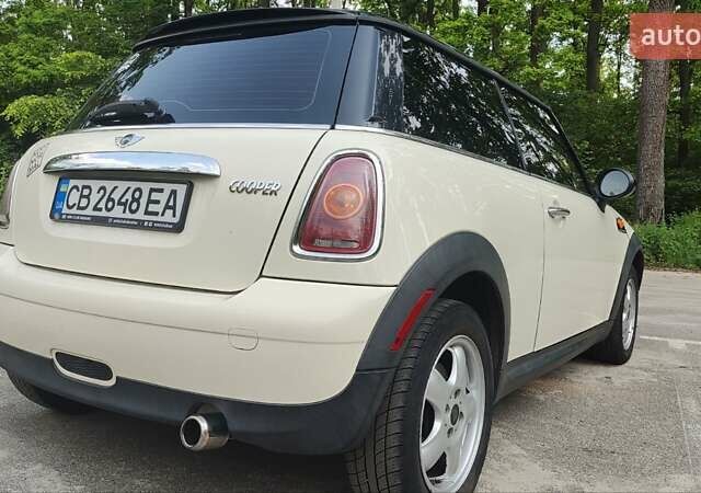 Бежевый Мини Hatch, объемом двигателя 1.6 л и пробегом 258 тыс. км за 5700 $, фото 13 на Automoto.ua