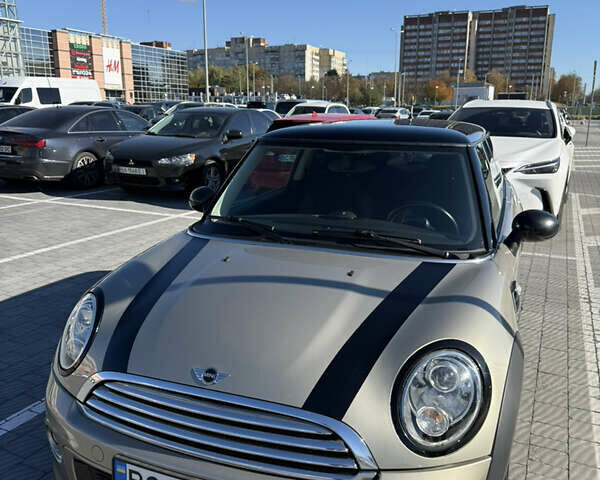 Бежевий Міні Hatch, об'ємом двигуна 1.6 л та пробігом 111 тис. км за 7000 $, фото 39 на Automoto.ua