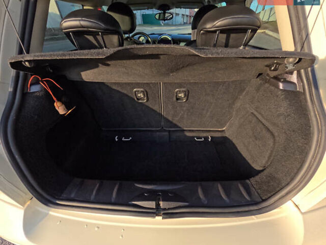 Бежевый Мини Hatch, объемом двигателя 1.6 л и пробегом 215 тыс. км за 7000 $, фото 10 на Automoto.ua