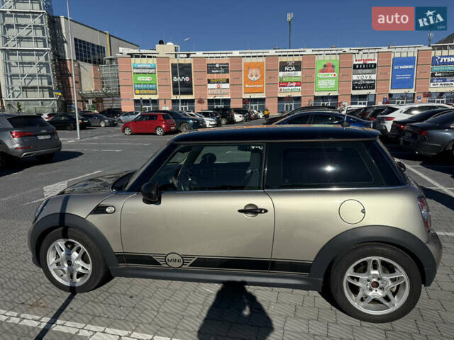 Бежевий Міні Hatch, об'ємом двигуна 1.6 л та пробігом 111 тис. км за 7000 $, фото 12 на Automoto.ua