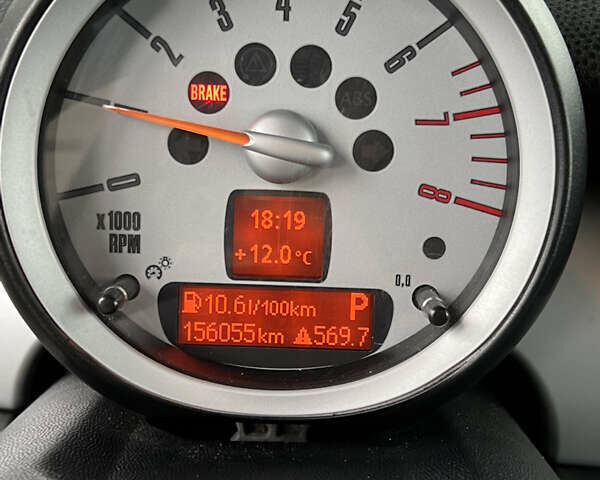 Бежевий Міні Hatch, об'ємом двигуна 1.6 л та пробігом 156 тис. км за 7800 $, фото 5 на Automoto.ua