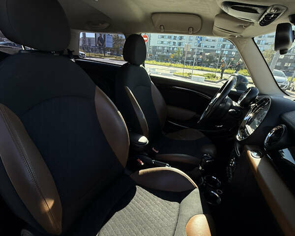 Бежевий Міні Hatch, об'ємом двигуна 1.6 л та пробігом 111 тис. км за 7000 $, фото 23 на Automoto.ua