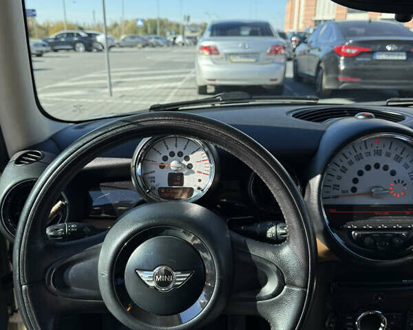 Бежевий Міні Hatch, об'ємом двигуна 1.6 л та пробігом 111 тис. км за 7000 $, фото 6 на Automoto.ua