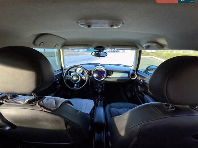 Бежевый Мини Hatch, объемом двигателя 1.6 л и пробегом 215 тыс. км за 7000 $, фото 11 на Automoto.ua