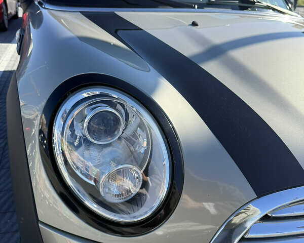 Бежевий Міні Hatch, об'ємом двигуна 1.6 л та пробігом 111 тис. км за 7000 $, фото 40 на Automoto.ua