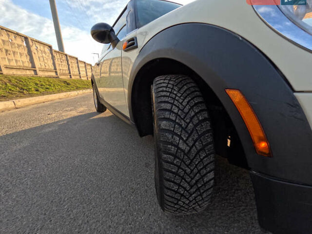 Бежевый Мини Hatch, объемом двигателя 1.6 л и пробегом 215 тыс. км за 7000 $, фото 8 на Automoto.ua