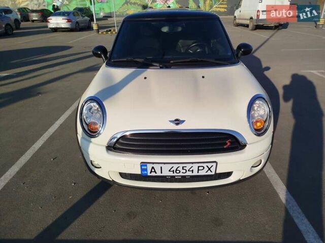 Бежевый Мини Hatch, объемом двигателя 1.6 л и пробегом 149 тыс. км за 6700 $, фото 4 на Automoto.ua