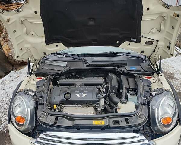 Бежевый Мини Hatch, объемом двигателя 1.6 л и пробегом 125 тыс. км за 8400 $, фото 10 на Automoto.ua
