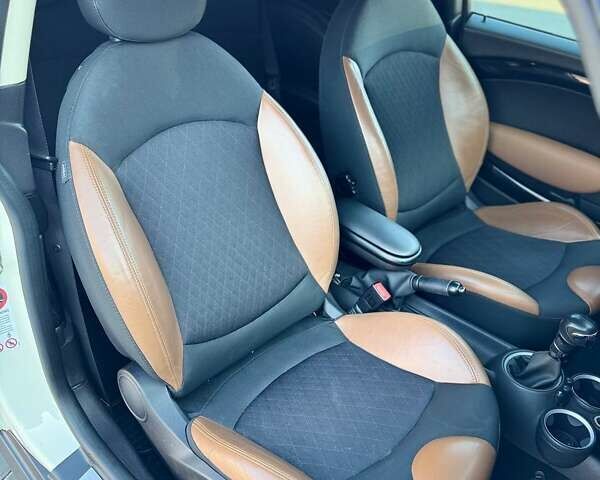 Бежевый Мини Hatch, объемом двигателя 1.6 л и пробегом 120 тыс. км за 8500 $, фото 58 на Automoto.ua
